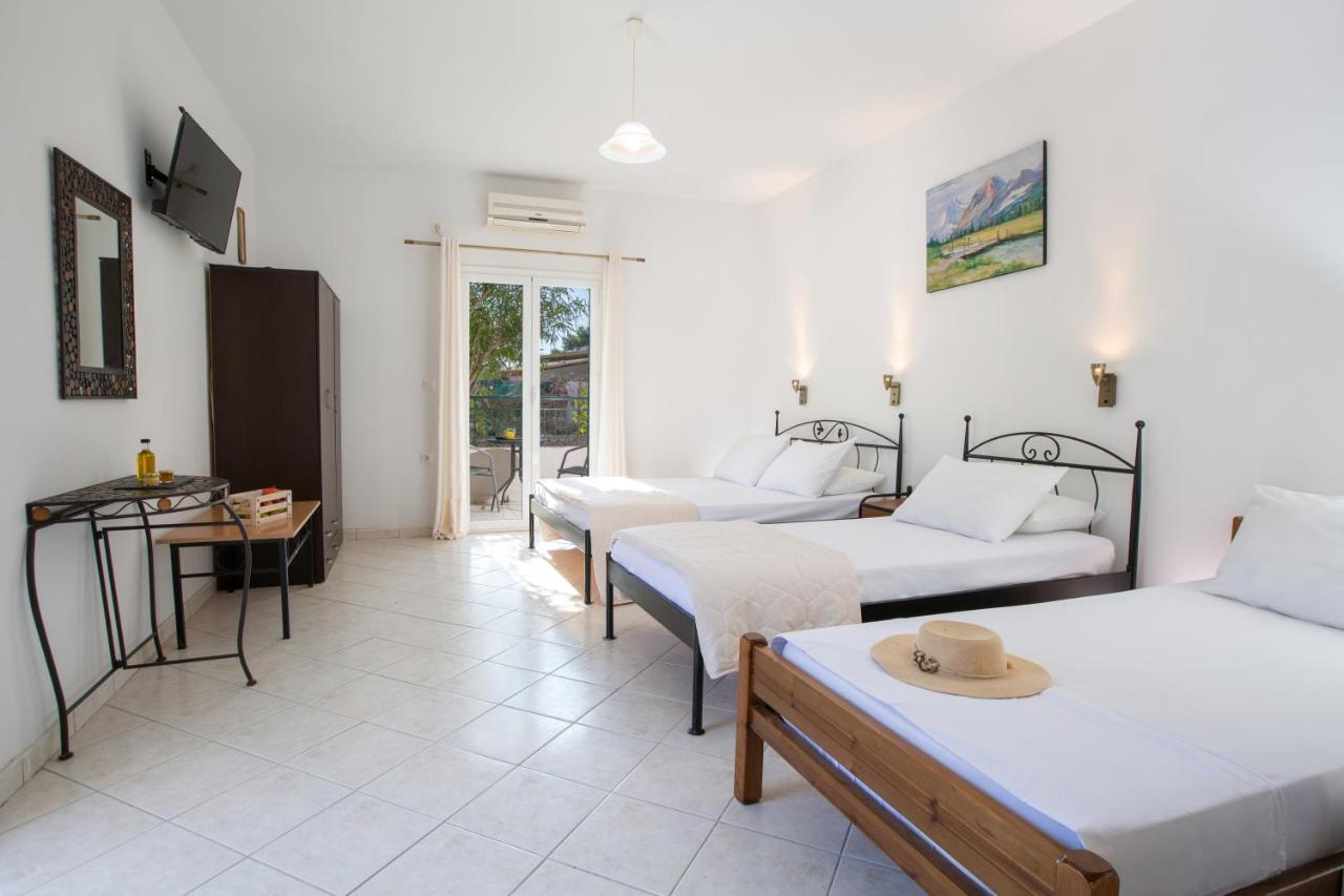 Spacious Studios Lefkada Mountain View Near Beach Dragano ภายนอก รูปภาพ